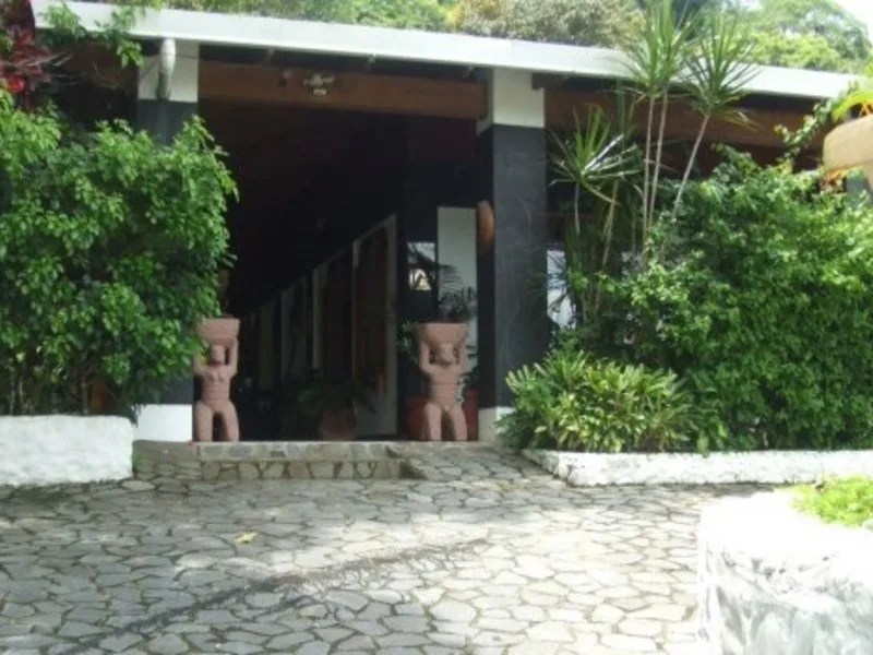 18 bed Hotel / Leisure For Sale in Quepos, Puntarenas - 1
