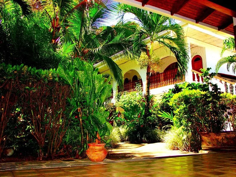 18 bed Hotel / Leisure For Sale in Quepos, Puntarenas - 1
