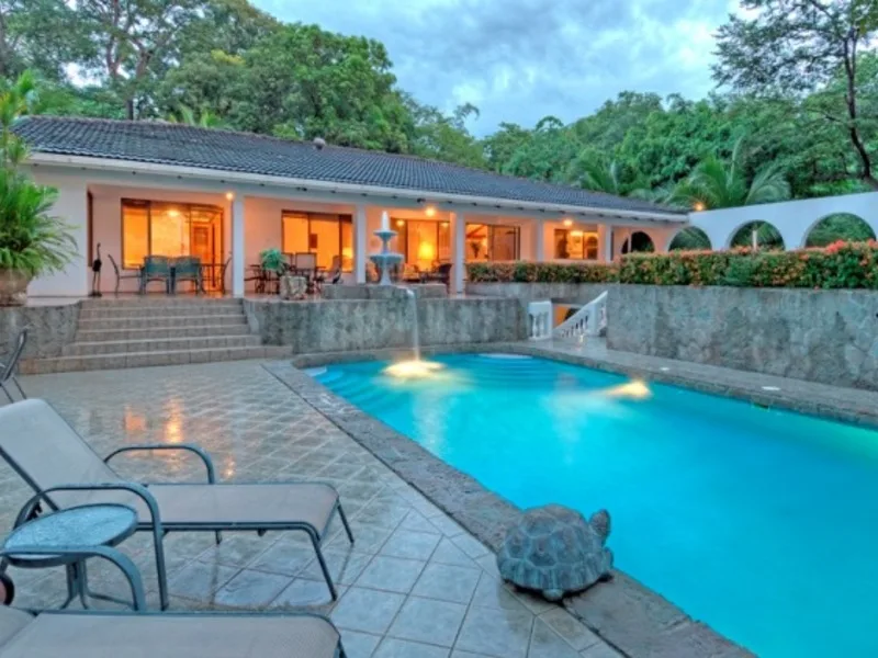 6 bed Condo For Sale in Playa Flamingo, Guanacaste - 1