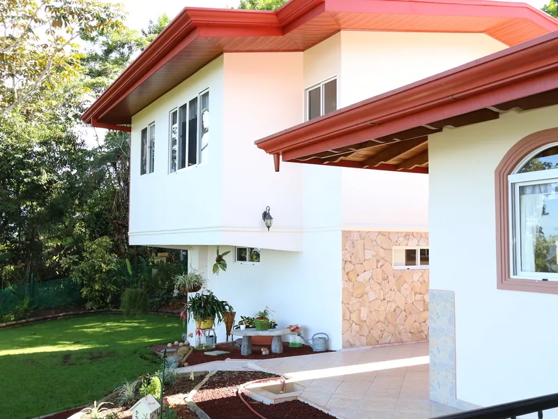 4 bed Single Family Homes For Sale in Perez Zeledon, Puntarenas - 1