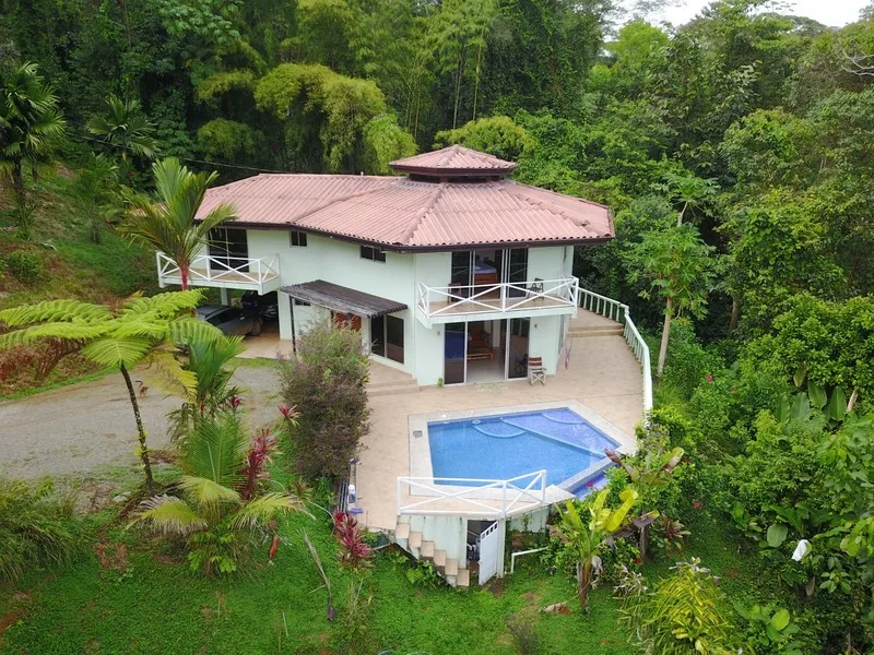 4 bed Single Family Homes For Sale in Dominical, Puntarenas - 1